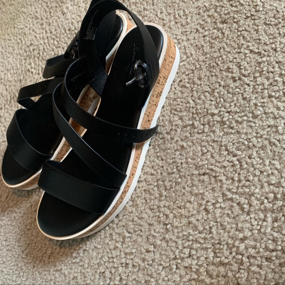 Target sandals - Picture 2 of 3